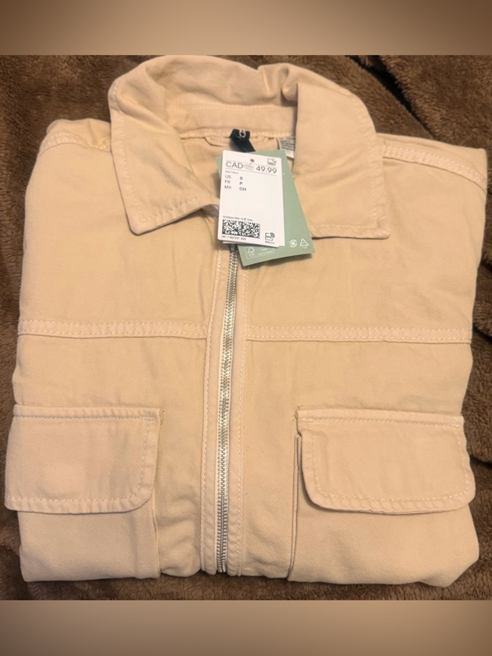 H&M Beige Utility Jacket
Brand New Size S Oversized fits like Medium/Large - Picture 6 of 6